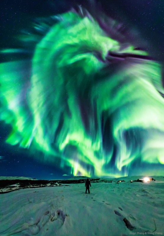 Northern lights, shaped like a dragon